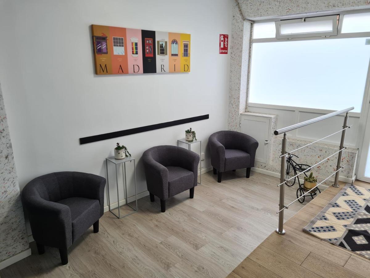 Hostel M-A Rooms Mate Madrid Exteriör bild